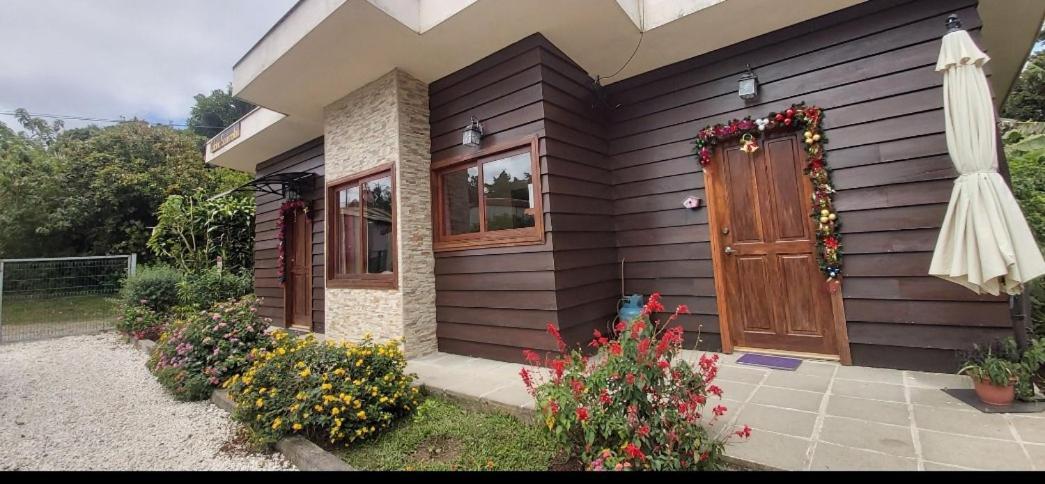 Appartement Cabina Monteverde Soan De Montana Extérieur photo